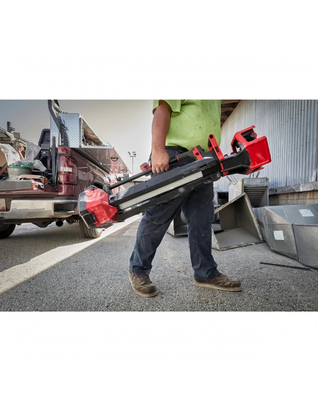 Projecteur trépied avec chargeur intégré M18 HOSALC-0 | 4933478116 - Milwaukee